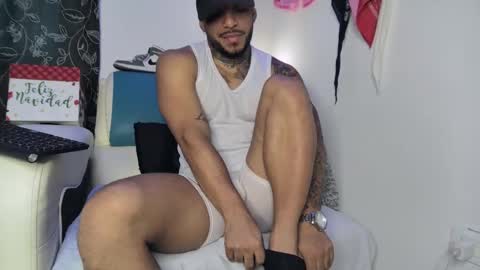 Snapshot of leenar_key chatting on February 28, 2025, 3:15 pm leenar_key online show from February 28, 2025, 3:15 pm