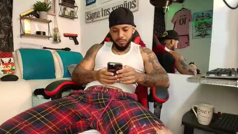 leenar_key online show from November 11, 2025, 3:34 pm