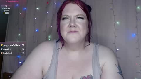 Leenie online show from January 5, 2025, 7:39 pm