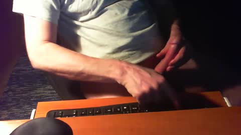 Snapshot of lefafun chatting on April 13, 2026, 7:52 pm lefafun online show from April 13, 2026, 7:52 pm