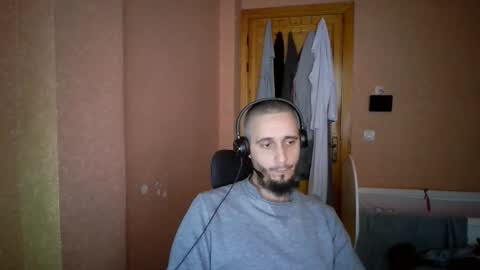 lefrenchiies online show from February 2, 2026, 8:24 am