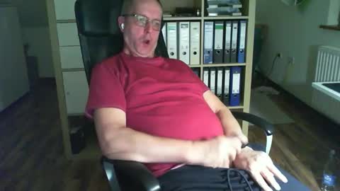 Dave online show from November 2, 2025, 10:34 pm