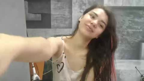 Snapshot of legenda_liya chatting on May 12, 2026, 4:42 am Liya online show from May 12, 2026, 4:42 am