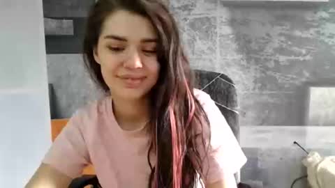 Snapshot of legenda_liya chatting on May 22, 2026, 1:39 pm Liya online show from May 22, 2026, 1:39 pm