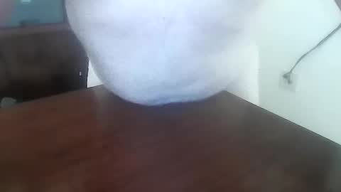 leglvr123 online show from November 12, 2025, 6:19 pm