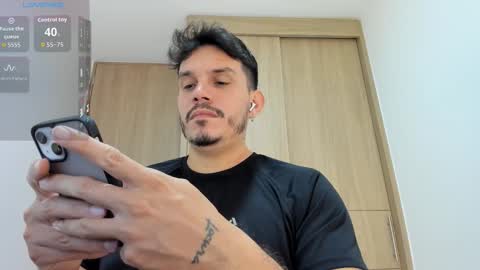 Snapshot of legolas_15 chatting on October 29, 2025, 4:04 am Alejandro online show from October 29, 2025, 4:04 am