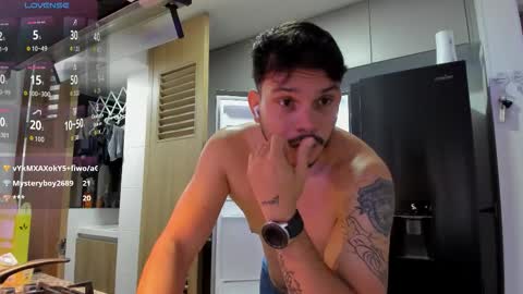 Snapshot of legolas_15 chatting on October 29, 2025, 4:09 pm Alejandro online show from October 29, 2025, 4:09 pm