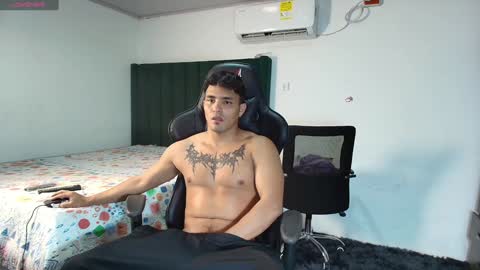  Lei  online show from January 14, 2025, 12:54 am