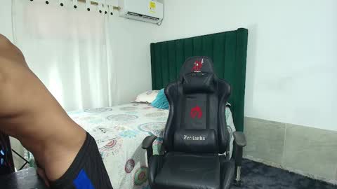  Lei  online show from September 30, 2025, 6:13 pm