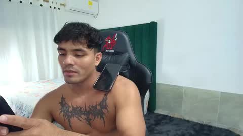  Lei  online show from October 4, 2025, 10:52 pm