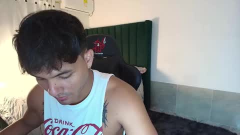  Lei  online show from October 18, 2025, 1:08 am