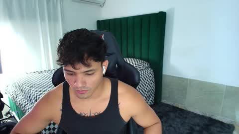  Lei  online show from February 12, 2026, 6:08 am