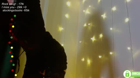 hey Im Leia and I love rock  online show from September 26, 2025, 7:29 pm