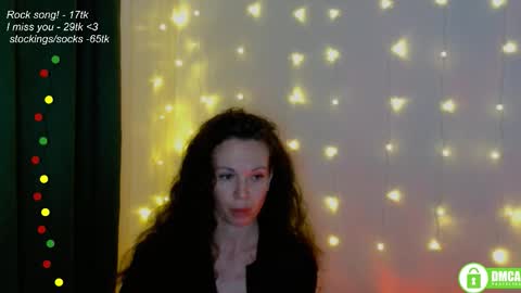 Snapshot of leia_bell chatting on February 21, 2026, 7:59 pm hey Im Leia and I love rock online show from February 21, 2026, 7:59 pm