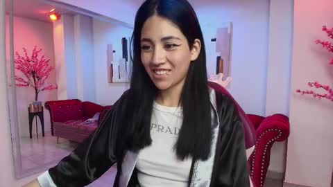 Leia.  online show from March 5, 2025, 2:23 pm