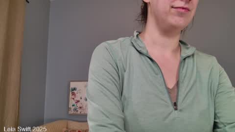 Leia Swift online show from February 10, 2025, 12:39 pm