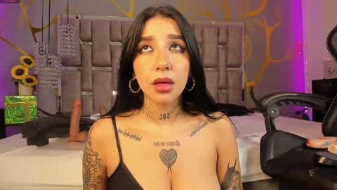 Snapshot of leiawong chatting on January 6, 2025, 10:24 am Leia online show from January 6, 2025, 10:24 am