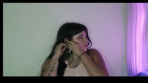 leidyramca online show from November 27, 2025, 4:47 am