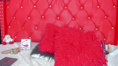 LEIGH ANGELS online show from December 15, 2024, 12:40 am