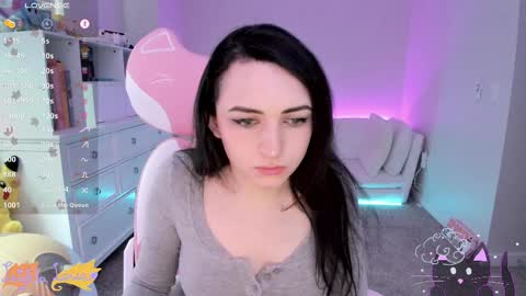 Snapshot of leighlalove chatting on October 27, 2025, 11:52 pm Leighla online show from October 27, 2025, 11:52 pm