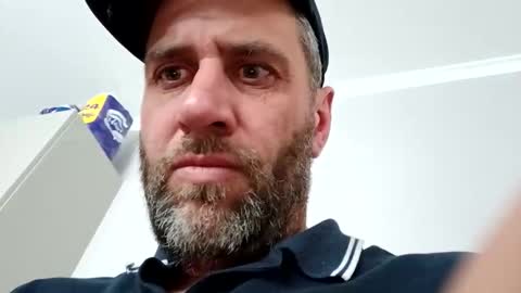 leightimmins001 online show from April 21, 2026, 3:50 pm