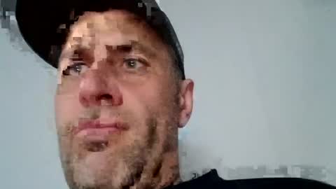 leightimmins001 online show from June 15, 2026, 7:27 pm