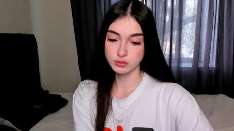 Leila online show from April 29, 2026, 11:25 am