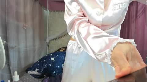 leila_bambi_ online show from March 2, 2026, 7:15 am