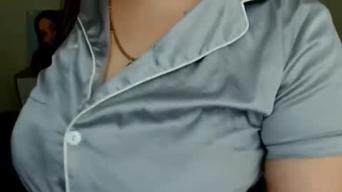 Snapshot of leila_beayte_ chatting on May 14, 2026, 4:47 pm Leila online show from May 14, 2026, 4:47 pm