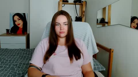 Leila online show from August 8, 2026, 4:42 pm