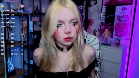 Leila online show from October 7, 2025, 6:16 pm