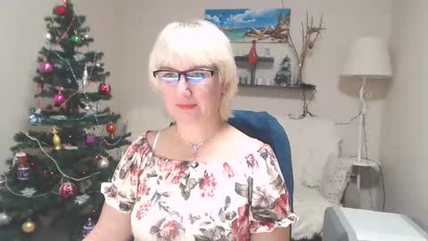 Snapshot of leilamays chatting on December 22, 2024, 5:56 am Leila Kinky online show from December 22, 2024, 5:56 am