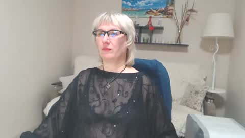Snapshot of leilamays chatting on January 31, 2025, 3:11 pm Leila Kinky online show from January 31, 2025, 3:11 pm