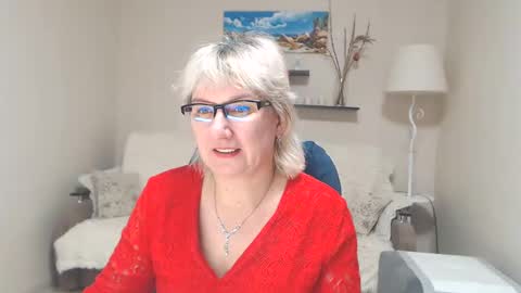 Snapshot of leilamays chatting on February 18, 2025, 7:32 am Leila Kinky online show from February 18, 2025, 7:32 am