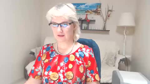 Snapshot of leilamays chatting on February 28, 2025, 2:53 am Leila Kinky online show from February 28, 2025, 2:53 am