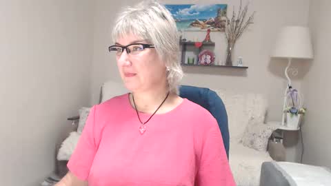 Snapshot of leilamays chatting on October 15, 2025, 5:18 am Leila Kinky online show from October 15, 2025, 5:18 am