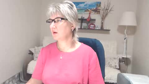 Leila Kinky online show from November 4, 2025, 3:38 am