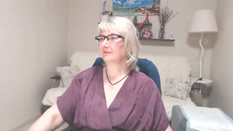 Leila Kinky online show from June 6, 2026, 4:50 am
