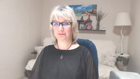 Leila Kinky online show from June 13, 2026, 5:16 am
