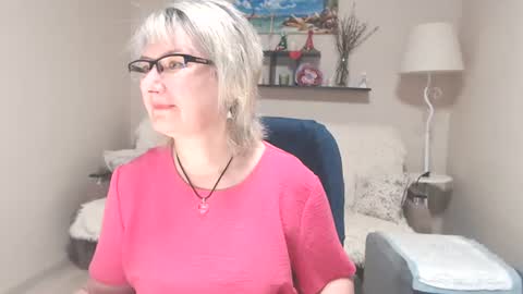 Leila Kinky online show from June 15, 2026, 4:36 am