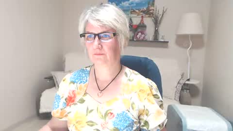 Leila Kinky online show from June 20, 2026, 3:59 pm