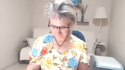Leila Kinky online show from June 21, 2026, 4:26 am