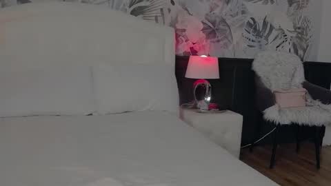 Leila online show from February 4, 2026, 9:09 pm