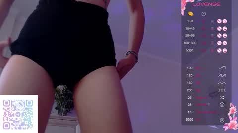 Leila online show from November 30, 2025, 2:26 am