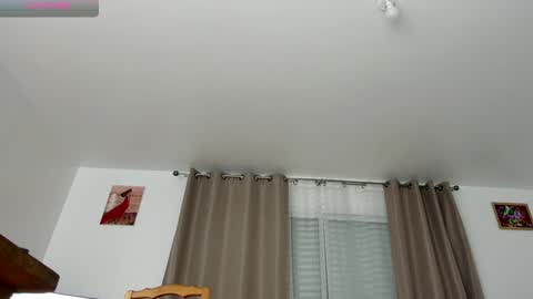 YOUR ELENA online show from January 4, 2025, 8:16 pm