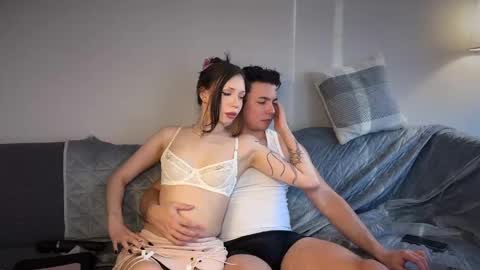 2 shy lemons 1 peach online show from March 10, 2026, 4:28 am