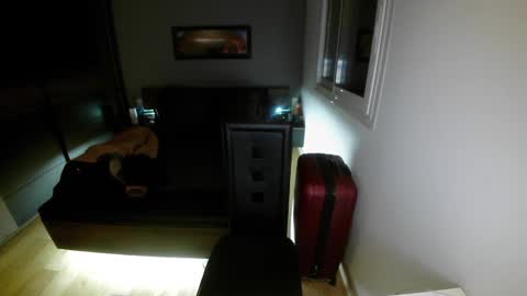 Ange online show from February 25, 2025, 2:03 am