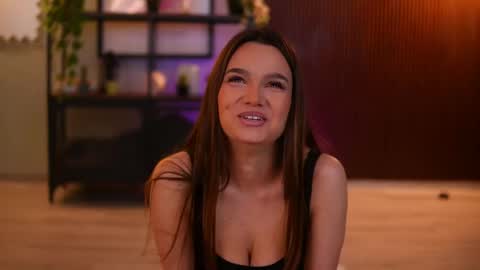 Lena Laurent online show from April 9, 2026, 9:36 am