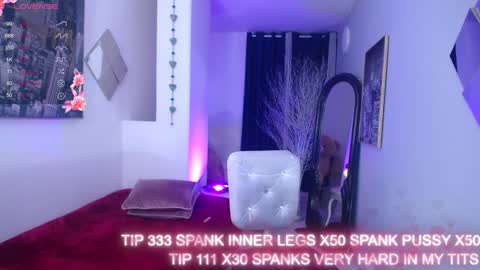 Lena LOOK MY AMAZON LIST ON MY BIO online show from February 1, 2025, 11:27 pm