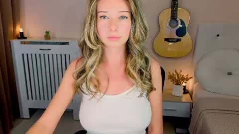 Lena online show from June 8, 2026, 11:54 am